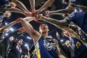 华体会入口马赛今晚造点机会，志在CBA常规赛名次提升，信心回归，球队文化再被提及的简单介绍